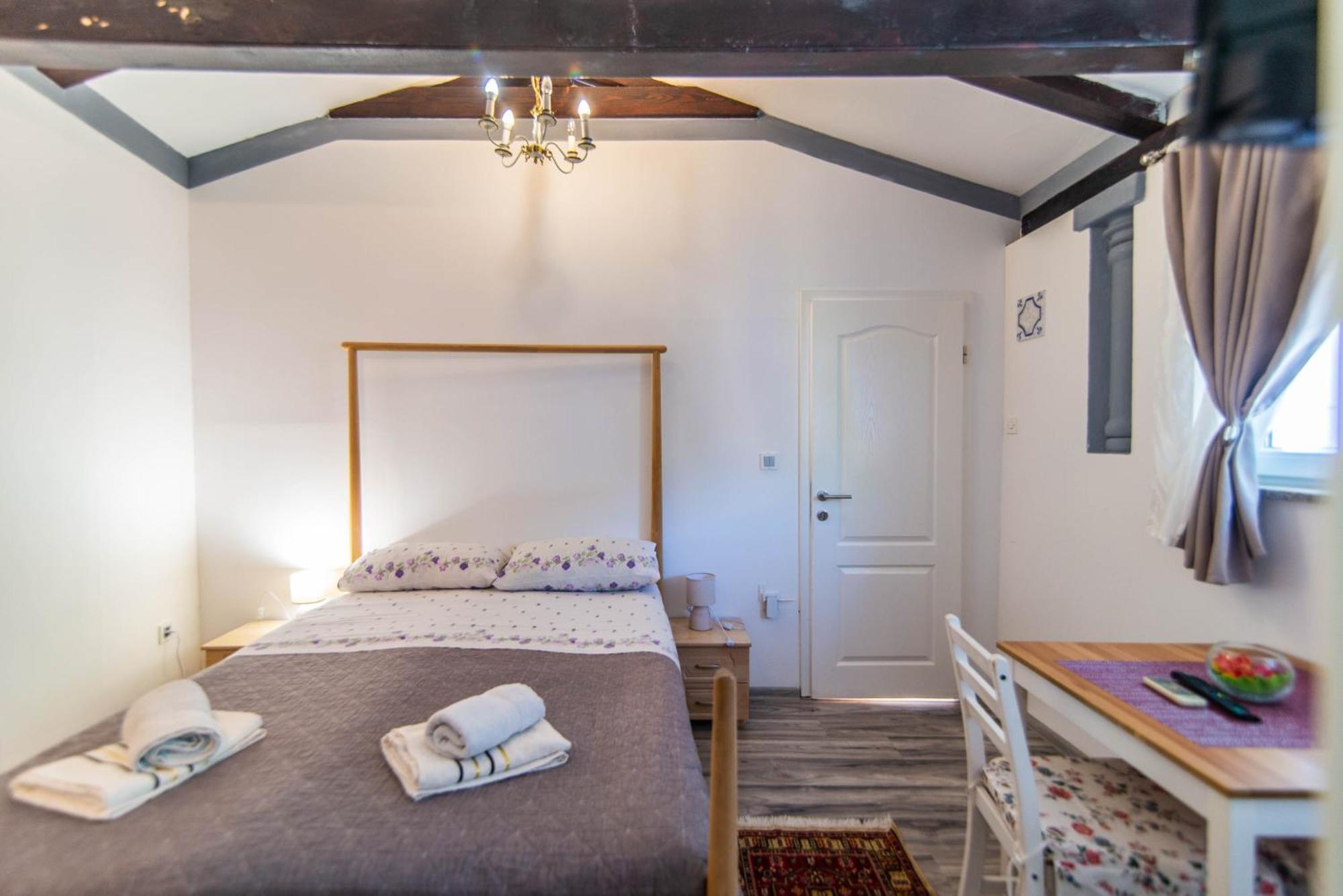Giovanna Boutique Rooms & Pool PUY Exterior foto