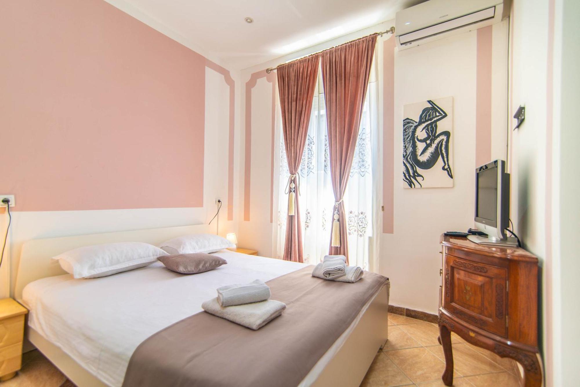 Giovanna Boutique Rooms & Pool PUY Exterior foto